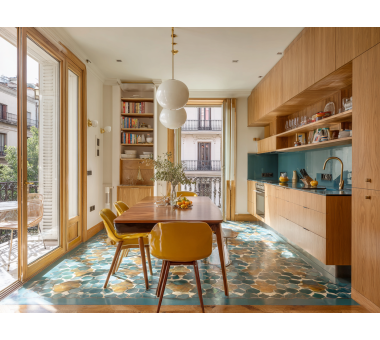 Y-Series Rift Red Oak